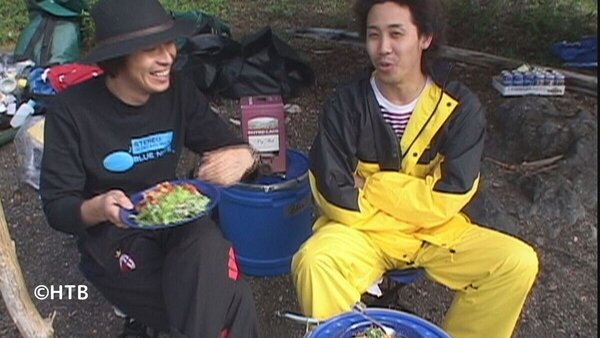 これが白夜なのか？陽の沈まないユーコン川の長い長い一日に ヒマを持て余してしまう 鈴井貴之と大泉洋…『水曜どうでしょうプレミア』毎週配信中！　サムネイル