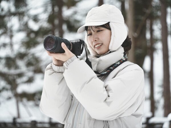 冬のマチでカメラマンスケッチ…白に染まった街並みで不思議な形や色彩をみつけました！　サムネイル