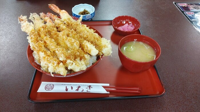 写真④名物赤字丼.jpg