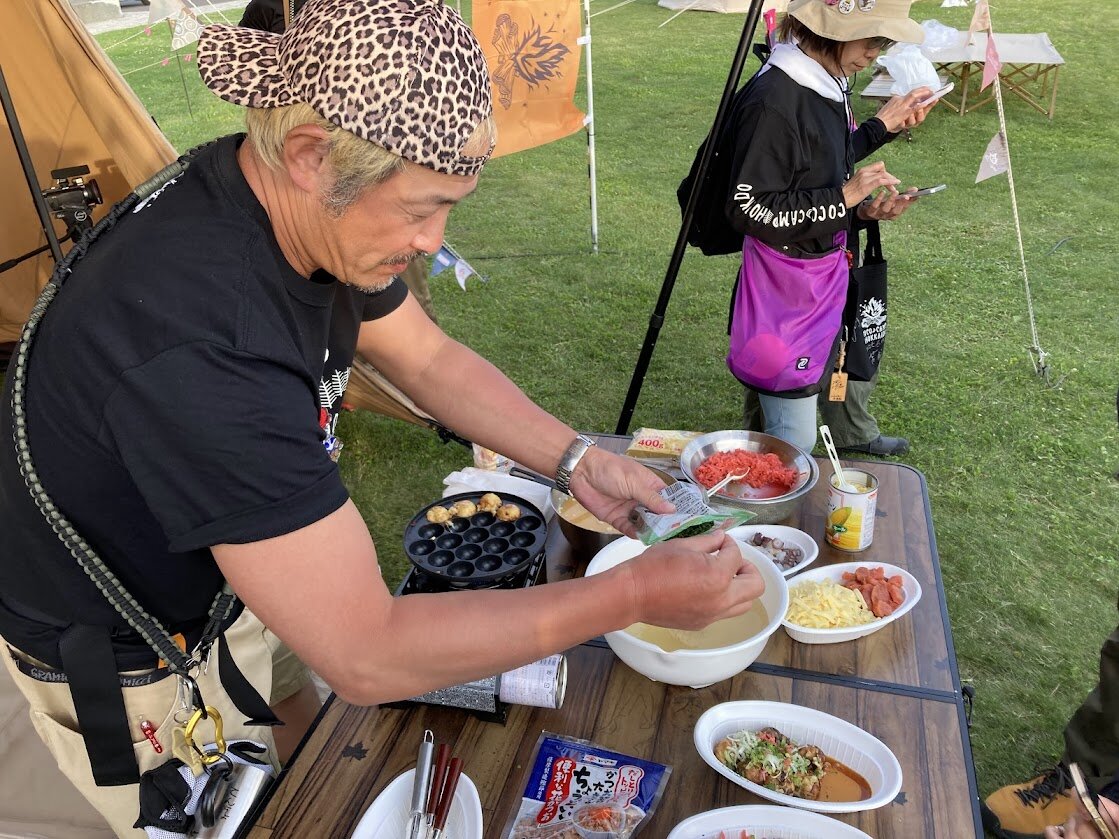 タコ焼き焼いたり.jpg